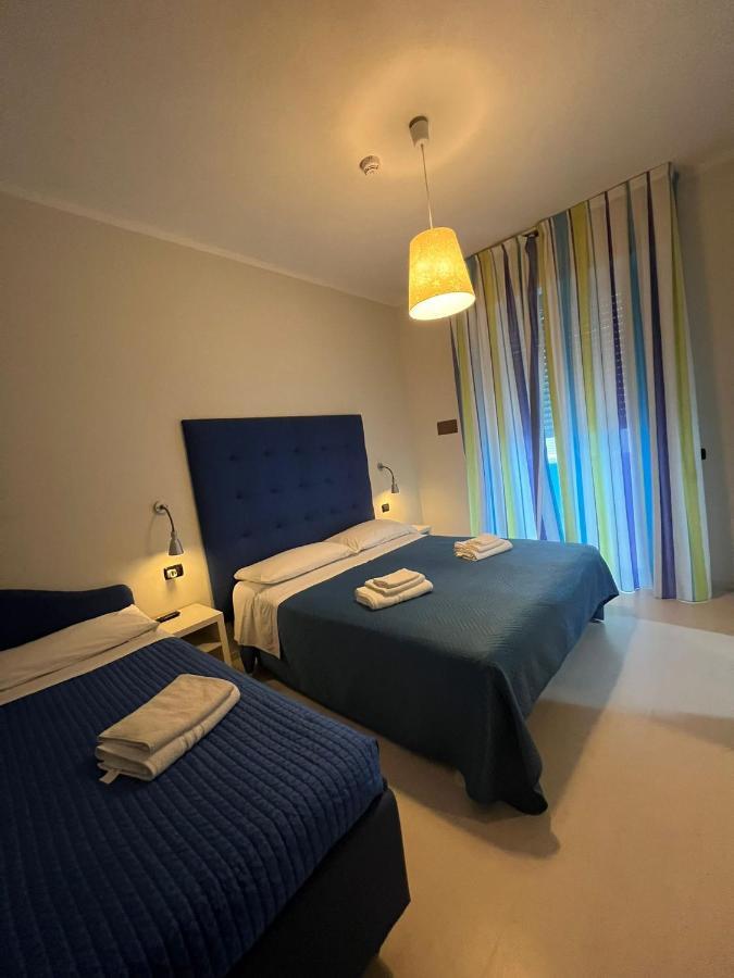 Hotel Leonardo Cesenatico Kültér fotó